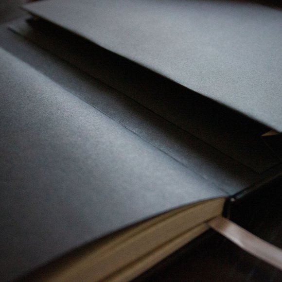 Cthulhu Necronomicon Hardcover Notebook - Picture 7 of 7